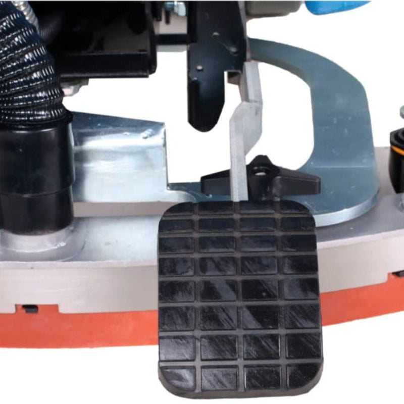 Brush and underside cleaning system of Global Industrial auto scrubber