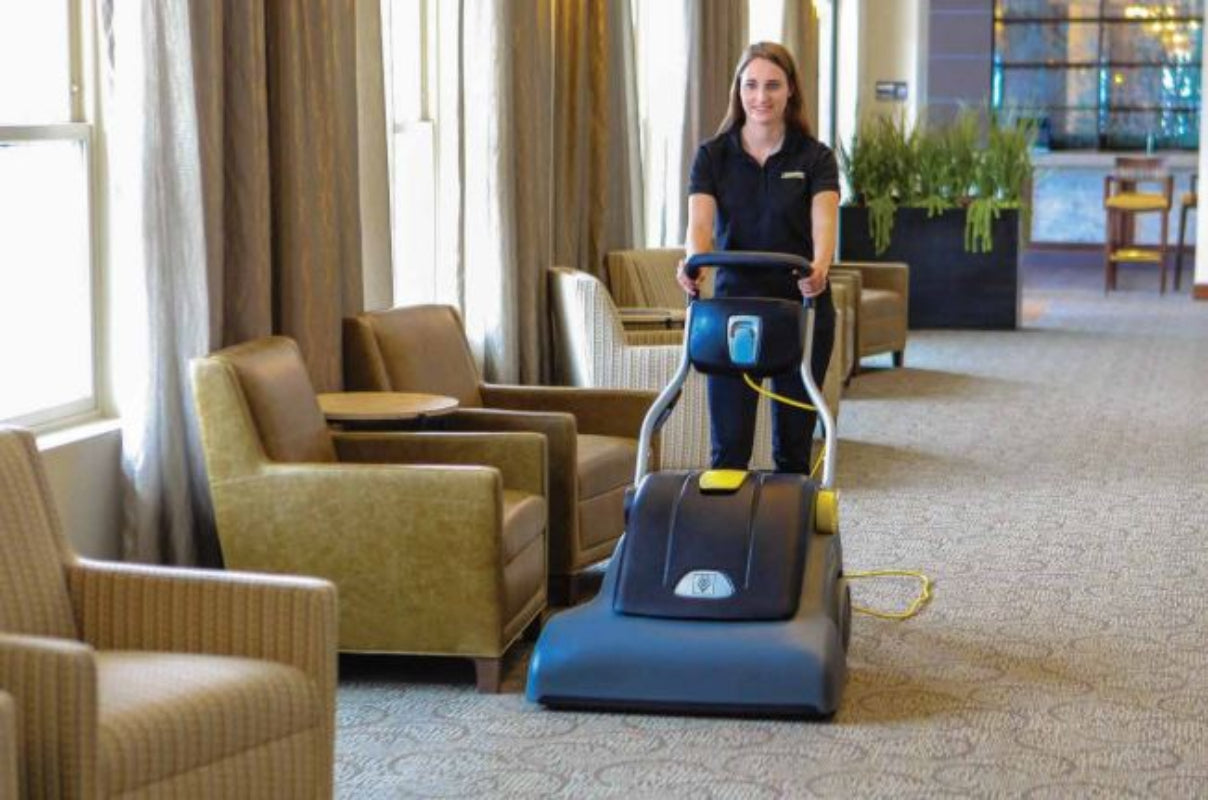 Karcher NuWave™ CV 66/2 Wide-Area Vacuum, 129 CFM, 13.7 Quarts person