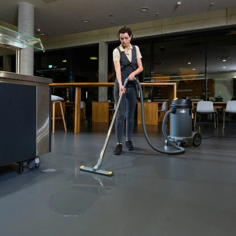 Karcher Recover 12™ NT 48/1 Vacuum Cleaner, Wet-Dry, 1.8 HP, 13 US Gal. person