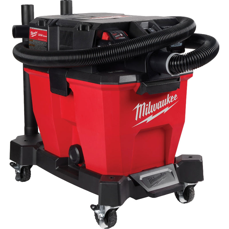 Milwaukee M18 FUEL 9-gallon dual-battery wet dry vacuum kit front view